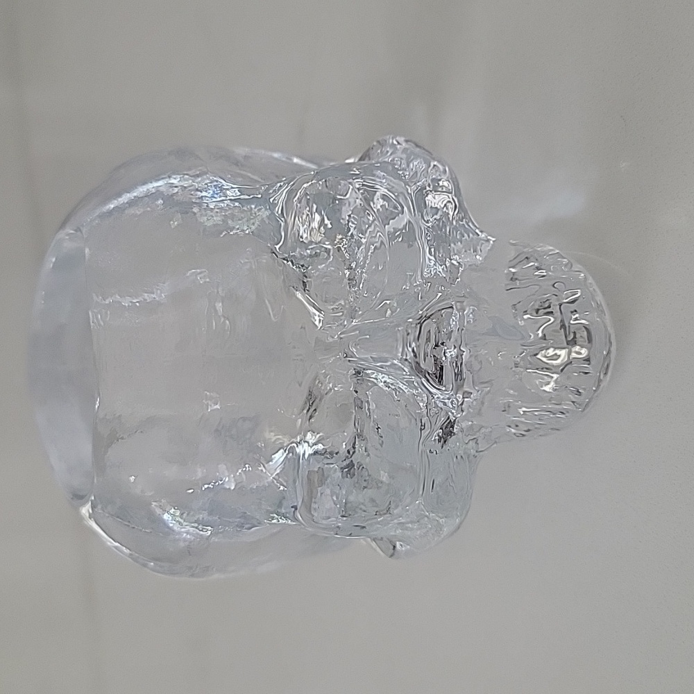 KOSTA BODA Glass skull votive 3 LBS 4x3in